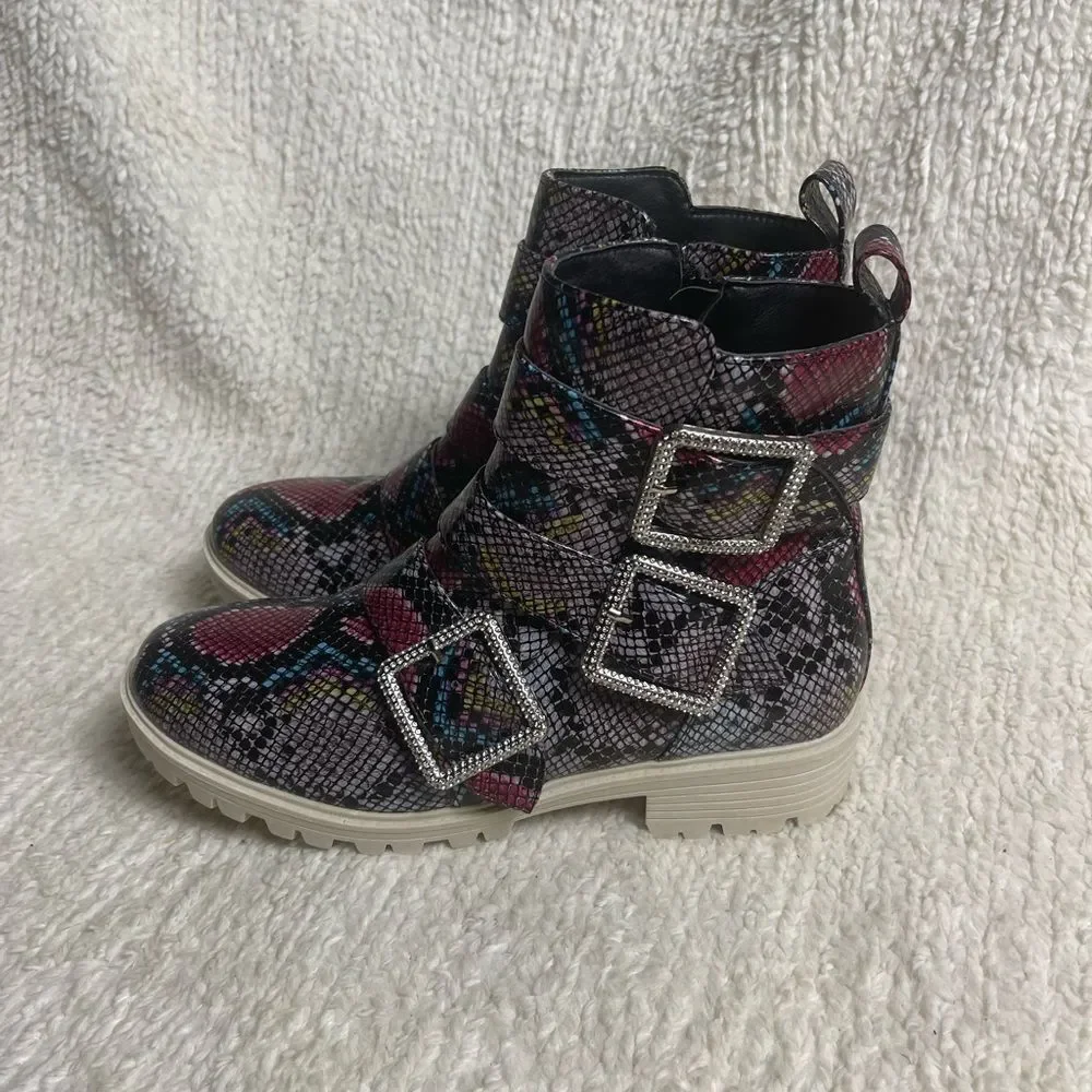 True Craft faux snake skin print Ankle Boots Rhinestones Buckles accent SZ8.5M
